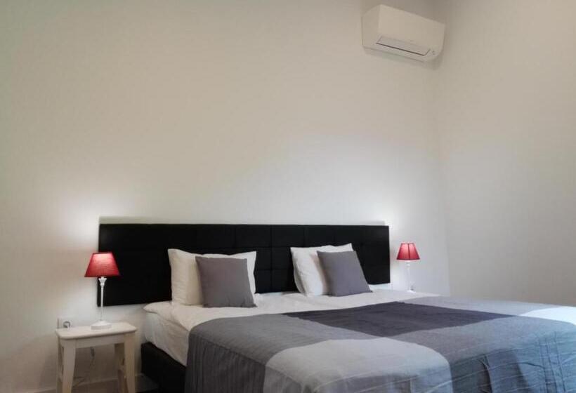 استودیو استاندارد با چشم‌انداز باغ, Bed & Breakfast Vista