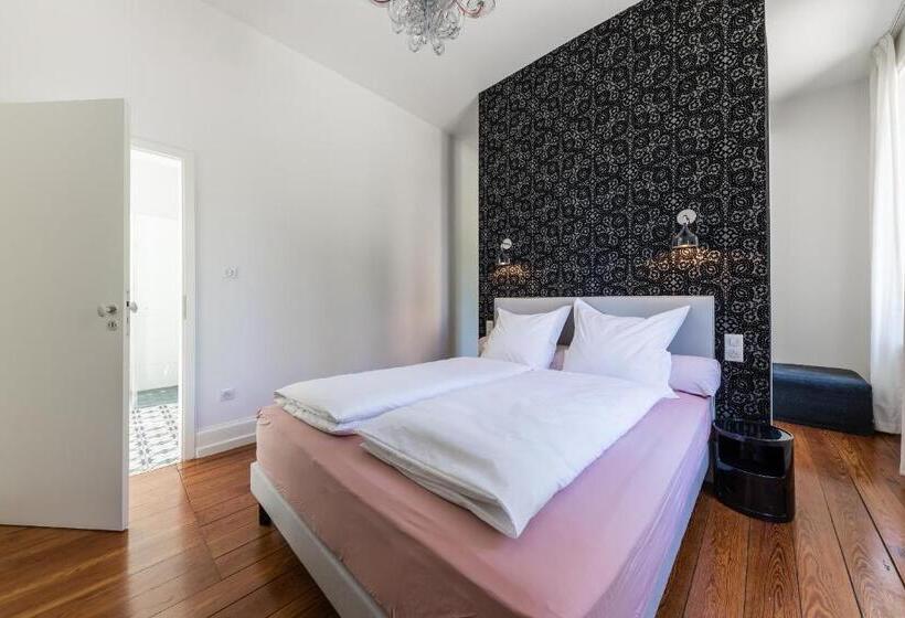 اتاق راحتی سه تخته, Chambre D Hôtes Du Côté Des Remparts