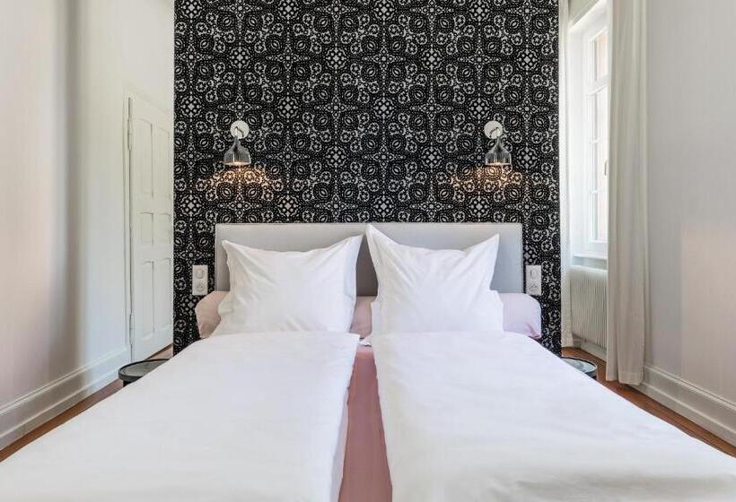 اتاق راحتی سه تخته, Chambre D Hôtes Du Côté Des Remparts