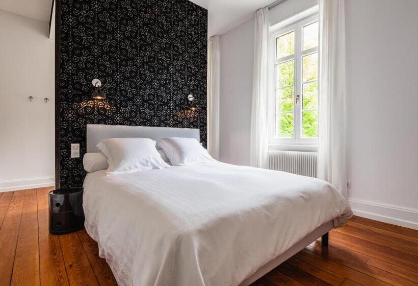 اتاق راحتی سه تخته, Chambre D Hôtes Du Côté Des Remparts