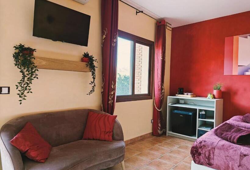 اتاق استاندارد چهار تخته, Finca Oliva