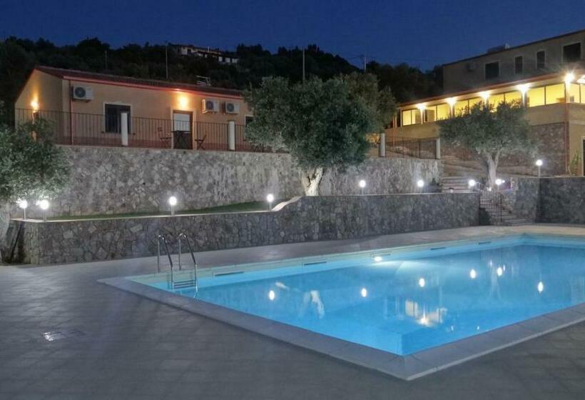 اتاق لوکس, La Valle Degli Ulivi