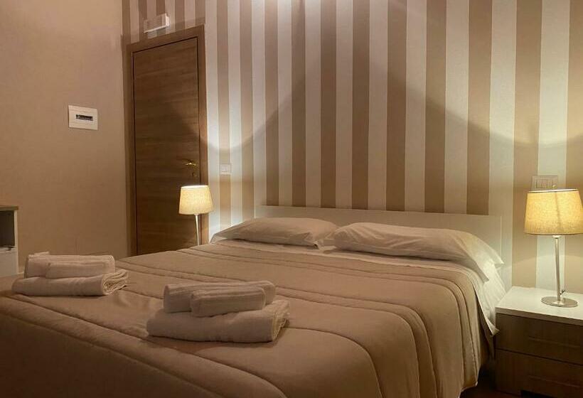 اتاق لوکس, La Valle Degli Ulivi
