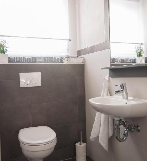 آپارتمان 1 خوابه با تراس, Komfortable Apartment Wohnung