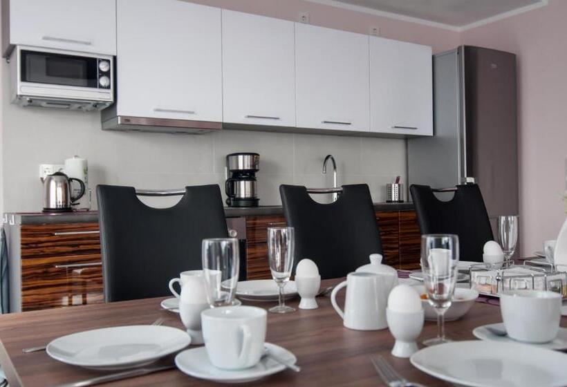 آپارتمان 1 خوابه با تراس, Komfortable Apartment Wohnung