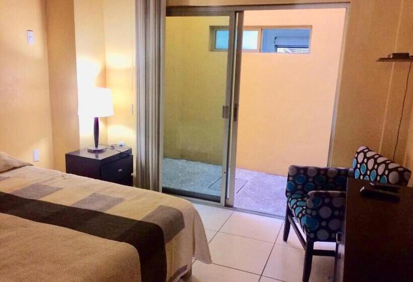 استودیوی استاندارد, Andressa Mia Apartments