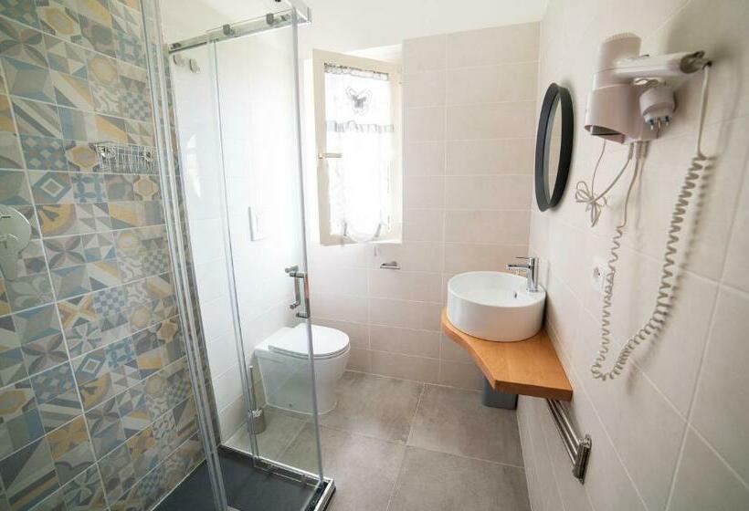 اتاق استاندارد, B&b Belvedere