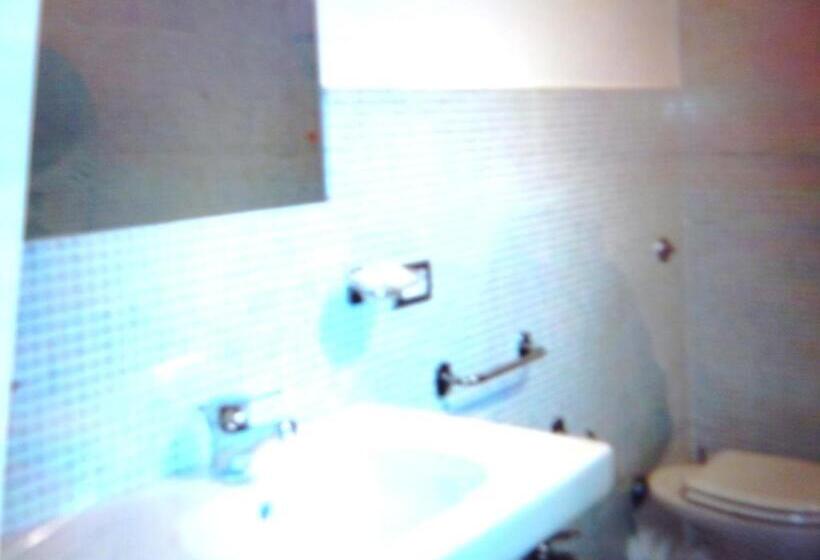 اتاق ساده سه‌ نفره, B&b Baglio Maragani
