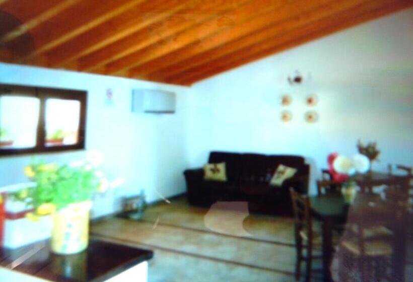 اتاق خانوادگی, B&b Baglio Maragani