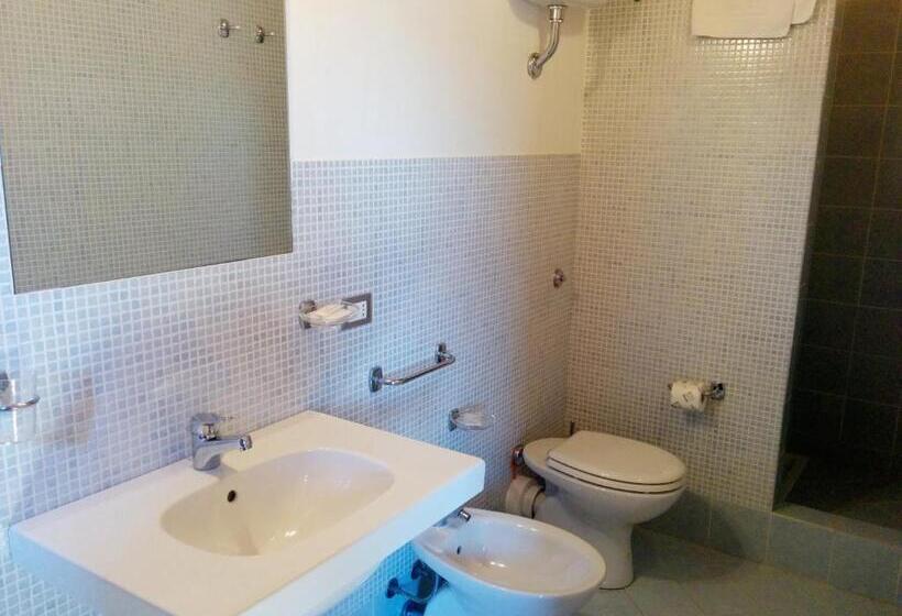 اتاق کلاسیک چهارنفره, B&b Baglio Maragani