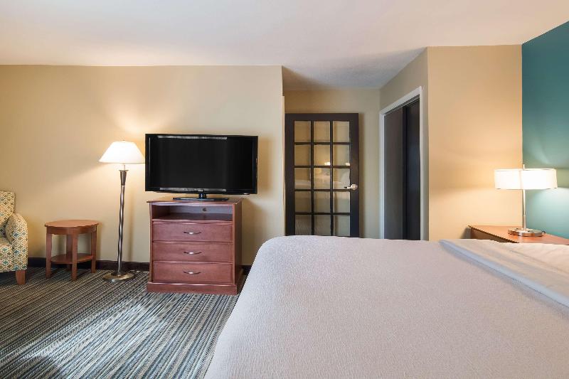 سوئیت با تخت بزرگ, Best Western Plus Traverse City