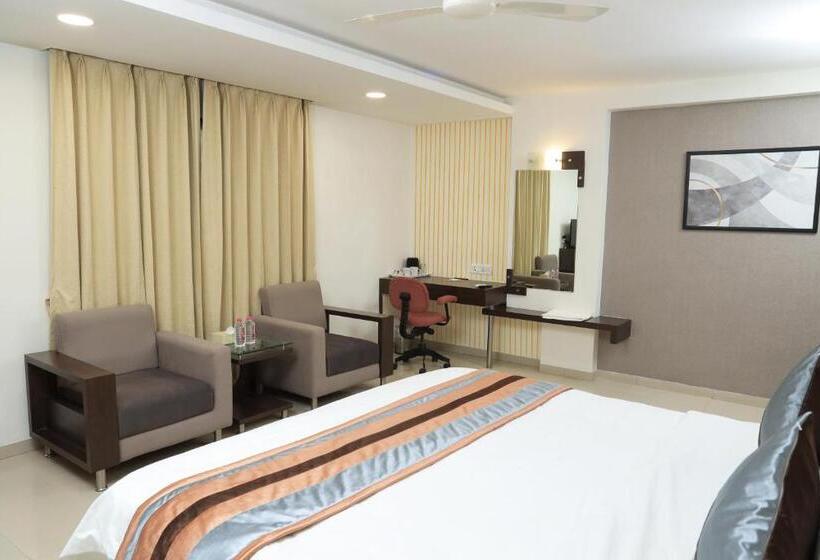 اتاق لوکس, Click Hotel Yuvraj