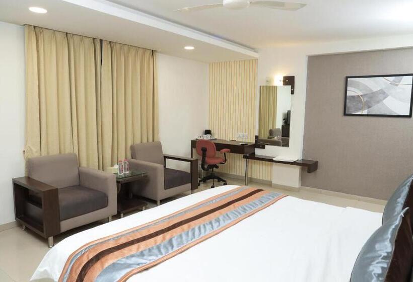 Deluxe Room, Best Western Yuvraj