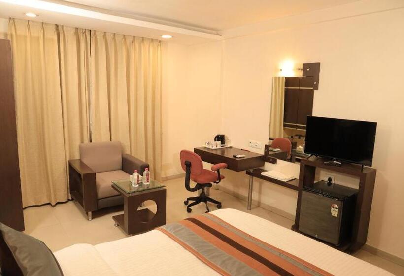 اتاق سوپریور, Click Hotel Yuvraj
