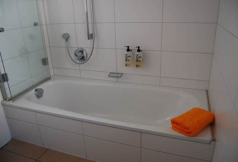 1 Bedroom Comfort Apartment, Boardinghouse Home   Adults Only