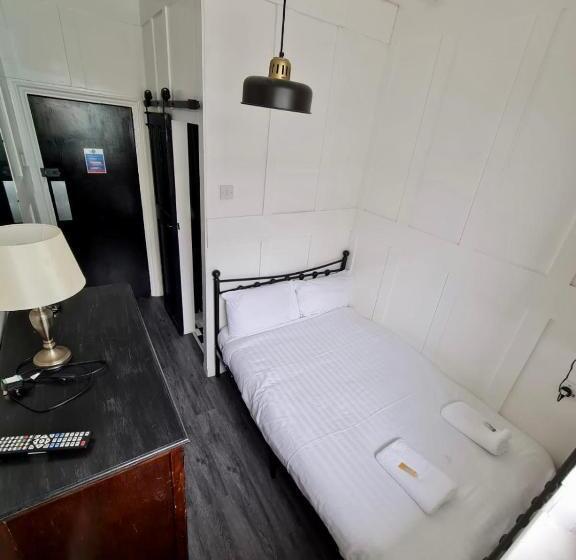 اتاق استاندارد یک نفره, Elmora House