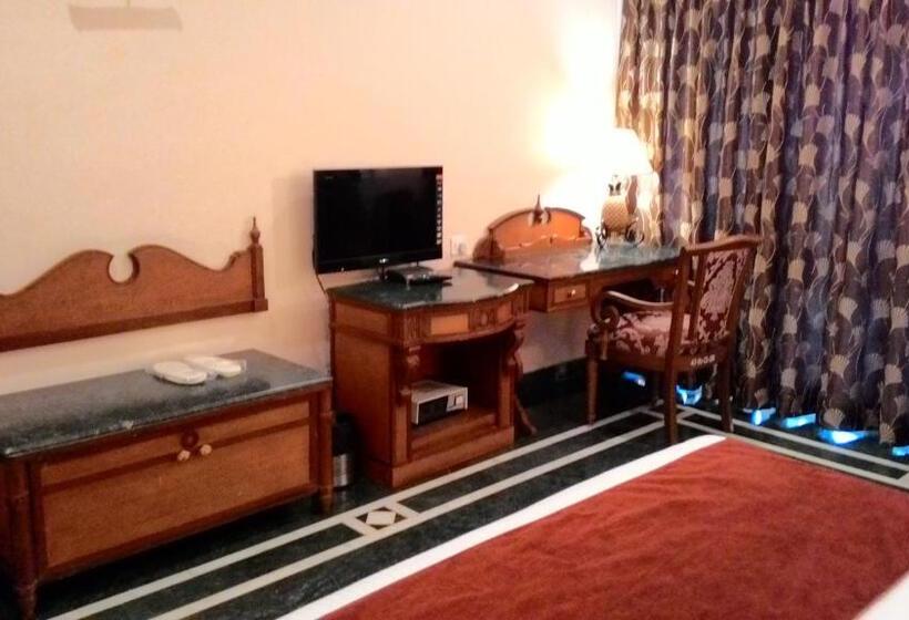 اتاق پرمیوم, Tea County