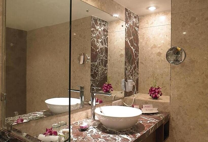 Habitació Deluxe, Royal Orchid Central Grazia Navi Mumbai