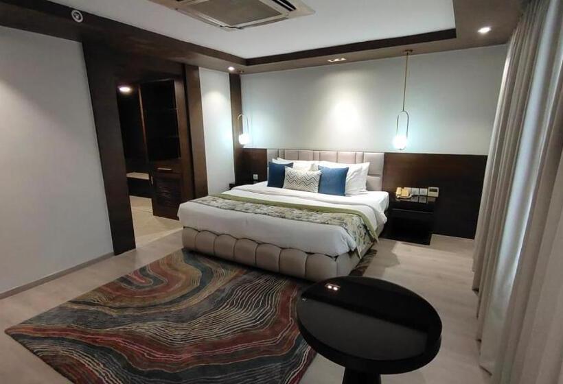 Habitació Reial, Royal Orchid Central Grazia Navi Mumbai