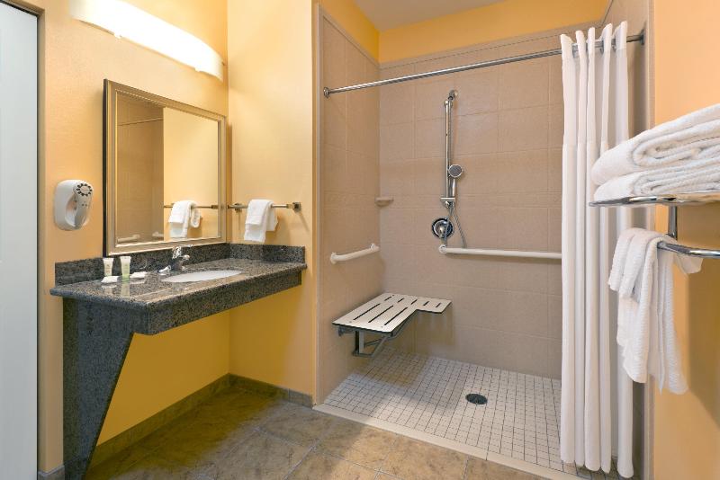 סוויטה מותאמת לאדם עם מוגבלויות, Staybridge Suites Tucson Airport, An Ihg