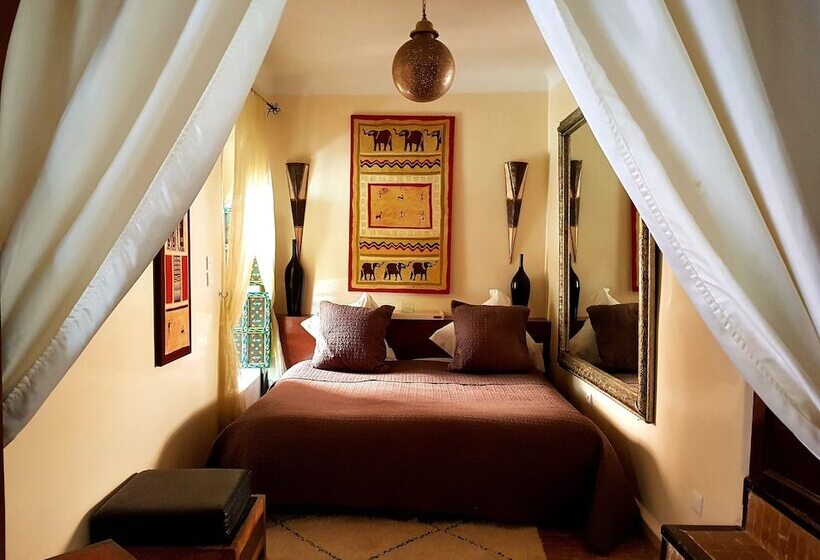 سوییت جونیور, Riad El Grably