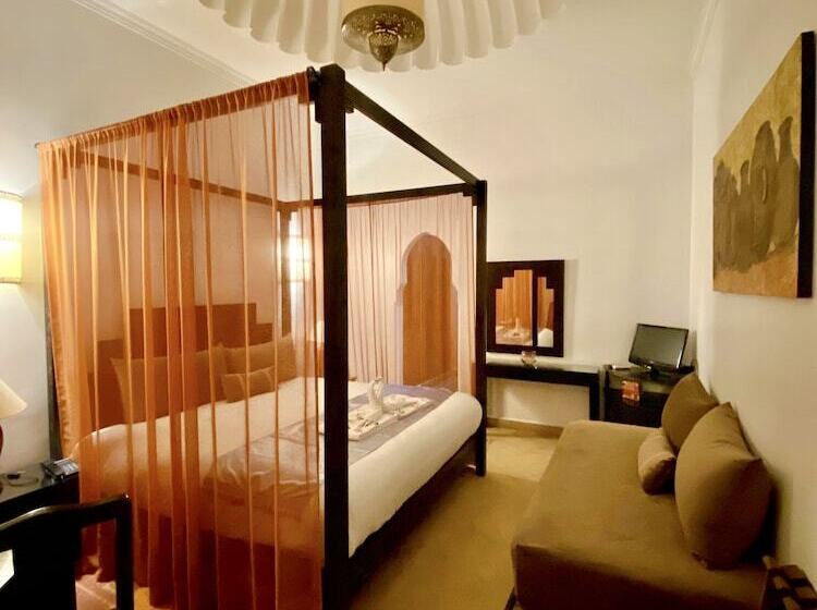 اتاق سوپریور سه تخته, Riad & Spa Bahia Salam