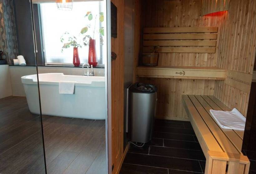 سوییت, Van Der Valk Hotel Almere
