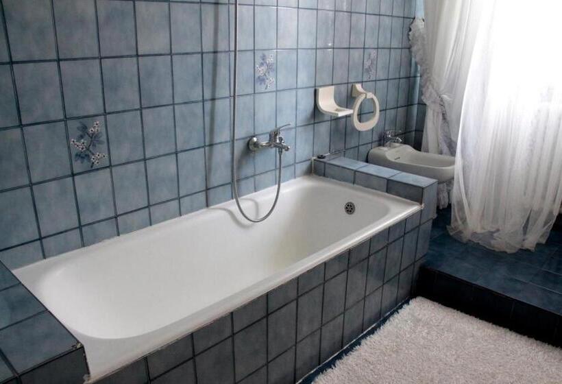 اتاق لوکس, Albisola Bed And Breakfast
