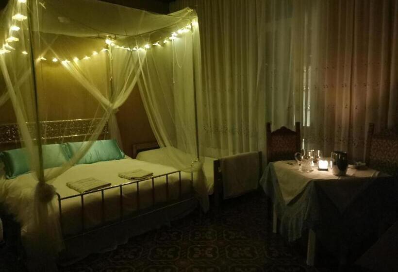 سوییت سوپریور, Albisola Bed And Breakfast