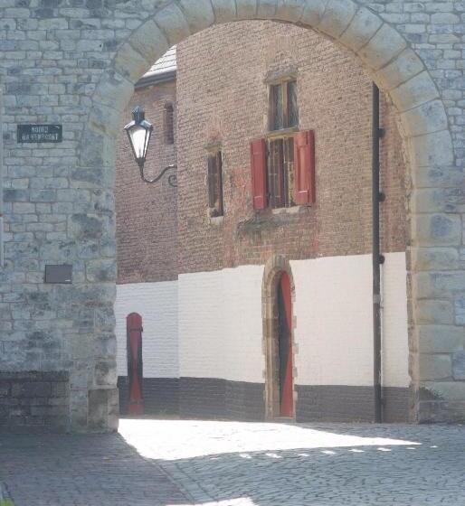اتاق استاندارد, De Oude Haven