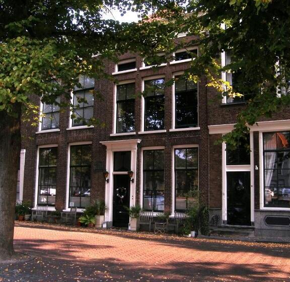 اتاق استاندارد, De Oude Haven