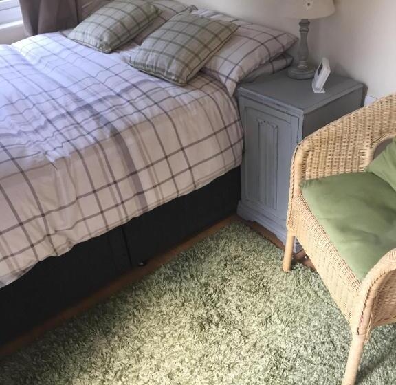 اتاق استاندارد برای معلولان, Clinton S Green B&b