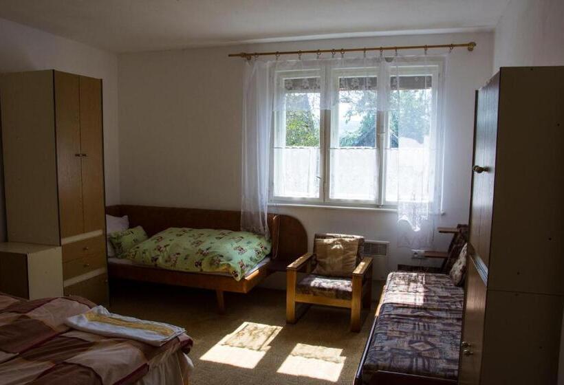 آپارتمان 3 خوابه, Chalupa V Západných Tatrách