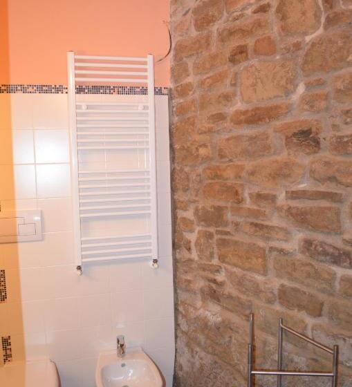 آپارتمان 1 خوابه با بالکن, B&b La Casa Di Giulietta