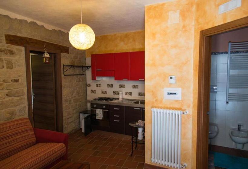 آپارتمان 1 خوابه با بالکن, B&b La Casa Di Giulietta