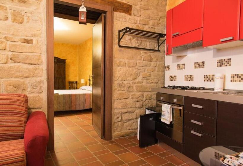 آپارتمان 1 خوابه با بالکن, B&b La Casa Di Giulietta