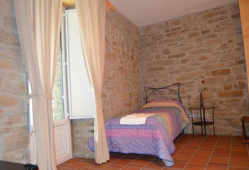 آپارتمان 1 خوابه با بالکن, B&b La Casa Di Giulietta