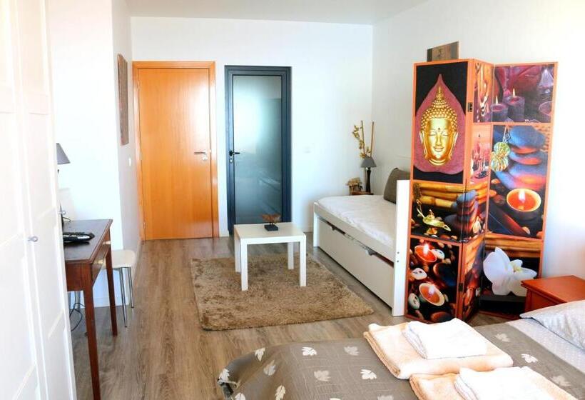 اتاق لوکس, Madeira Native Motion Guest House