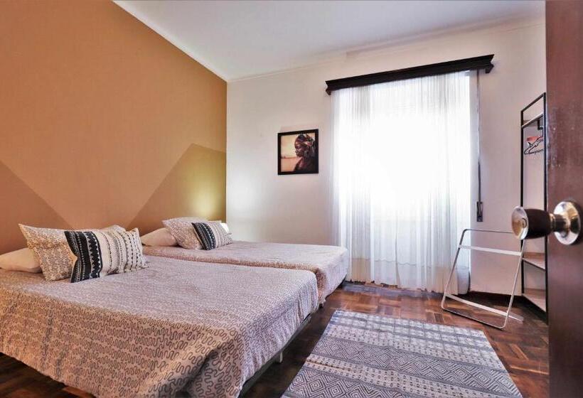 اتاق استاندارد سه نفره, Costa Norte Guesthouse