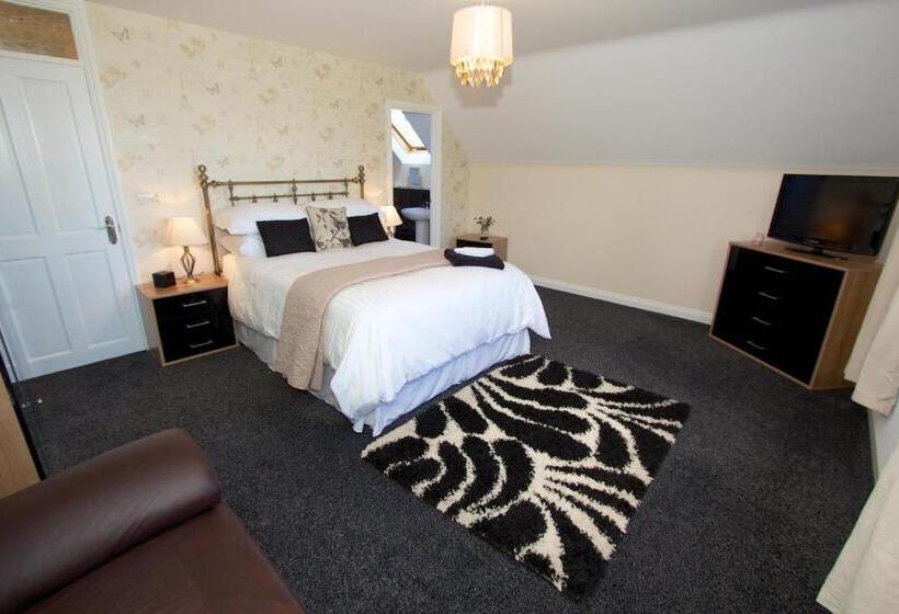 اتاق لوکس, Henbere Farm B&b