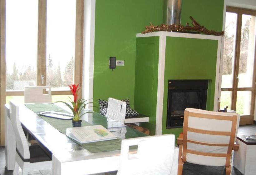 ویلای 3 خوابه, Agriturismo Casa Del Castagneto