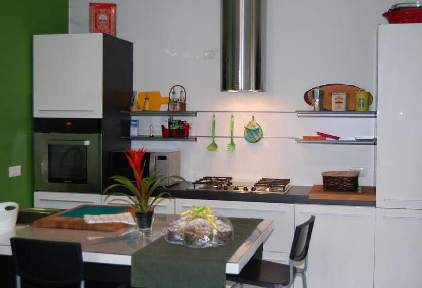 ویلای 3 خوابه, Agriturismo Casa Del Castagneto