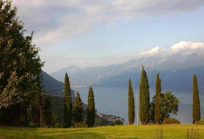 ویلای 3 خوابه, Agriturismo Casa Del Castagneto