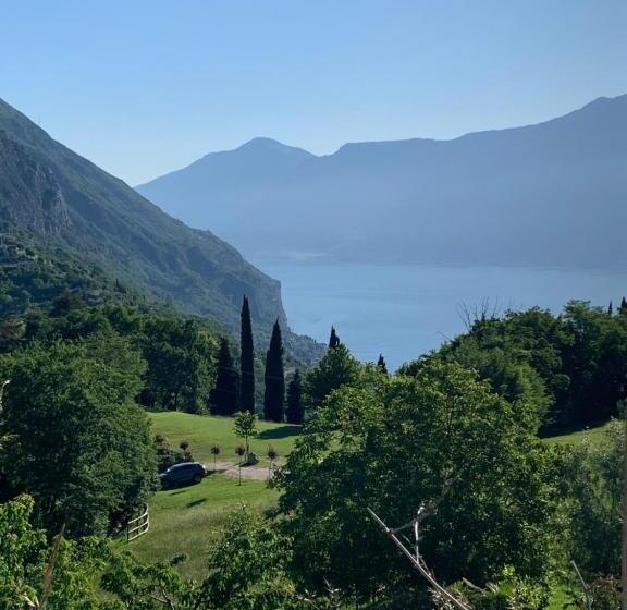 Standard studio with lake view, Agriturismo Casa Del Castagneto