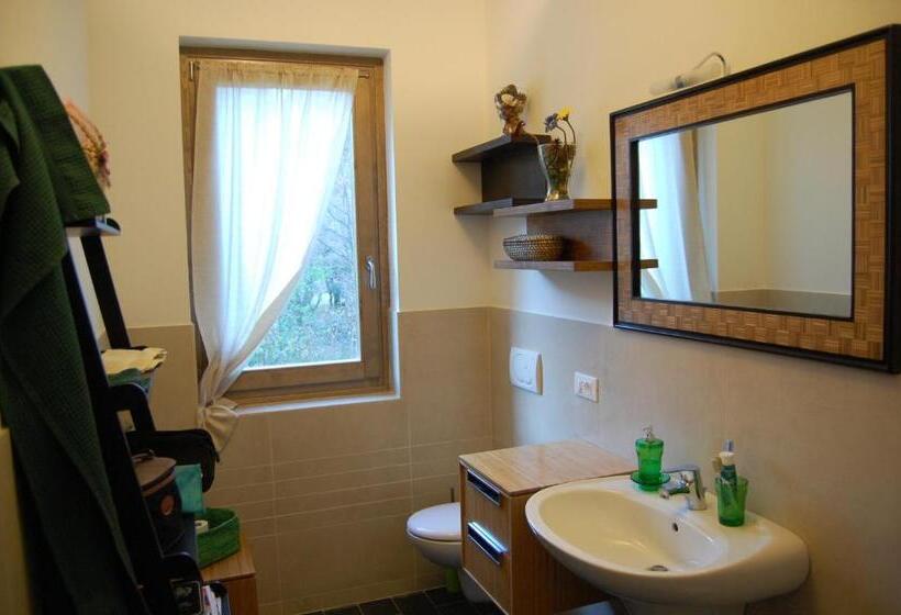 ویلای 3 خوابه, Agriturismo Casa Del Castagneto