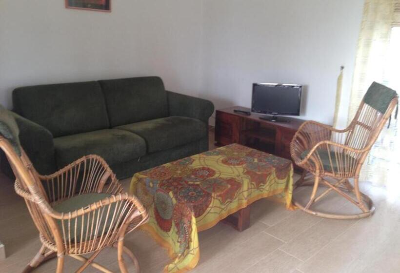 آپارتمان 1 خوابه با بالکن, Residence Baia Degli Sciti