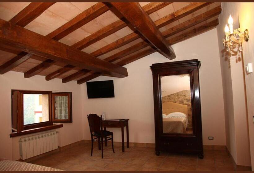 اتاق استاندارد با چشم‌انداز کوهستان, B&b Valle Degli Ulivi Vallecorsa