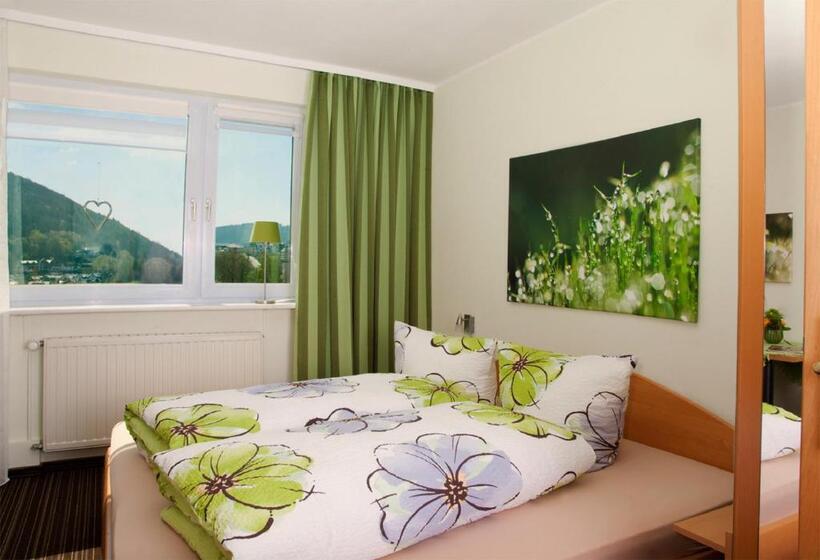 Standard room with outdoor bath, Haus Quentin