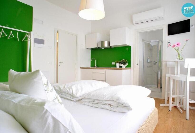 استودیوی استاندارد, Stop & Sleep Udine Fronte Ospedale Civile