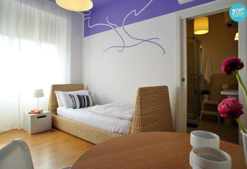 استودیوی استاندارد, Stop & Sleep Udine Fronte Ospedale Civile